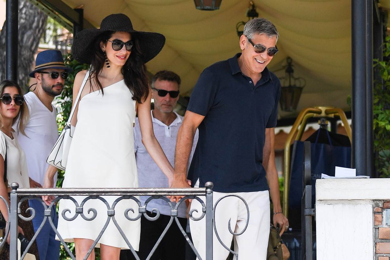  Džordž Kluni i Amal venčali su se u tajnosti u Veneciji. 
