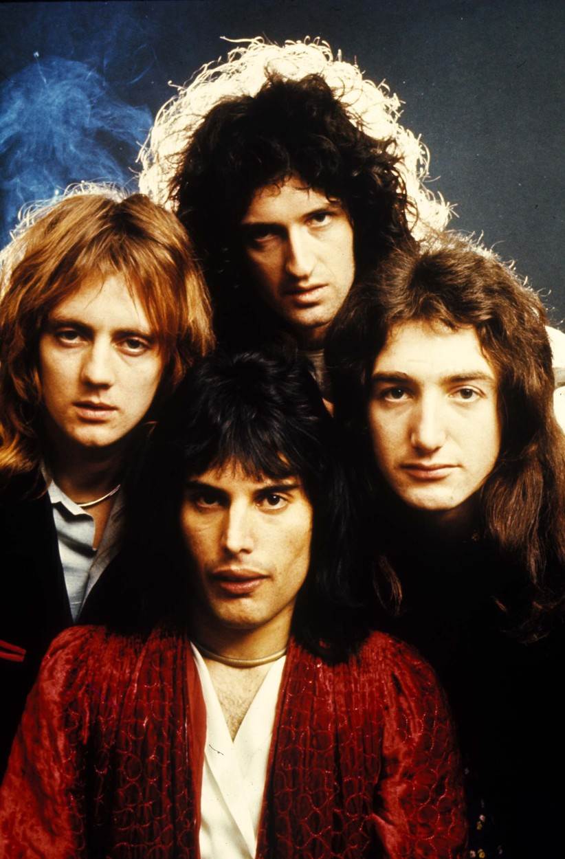  Fredi Merkjuri osnovao je Queen sa gitaristom Brajanom Mejom i bubnjarem Rodžerom Tejlorom 
