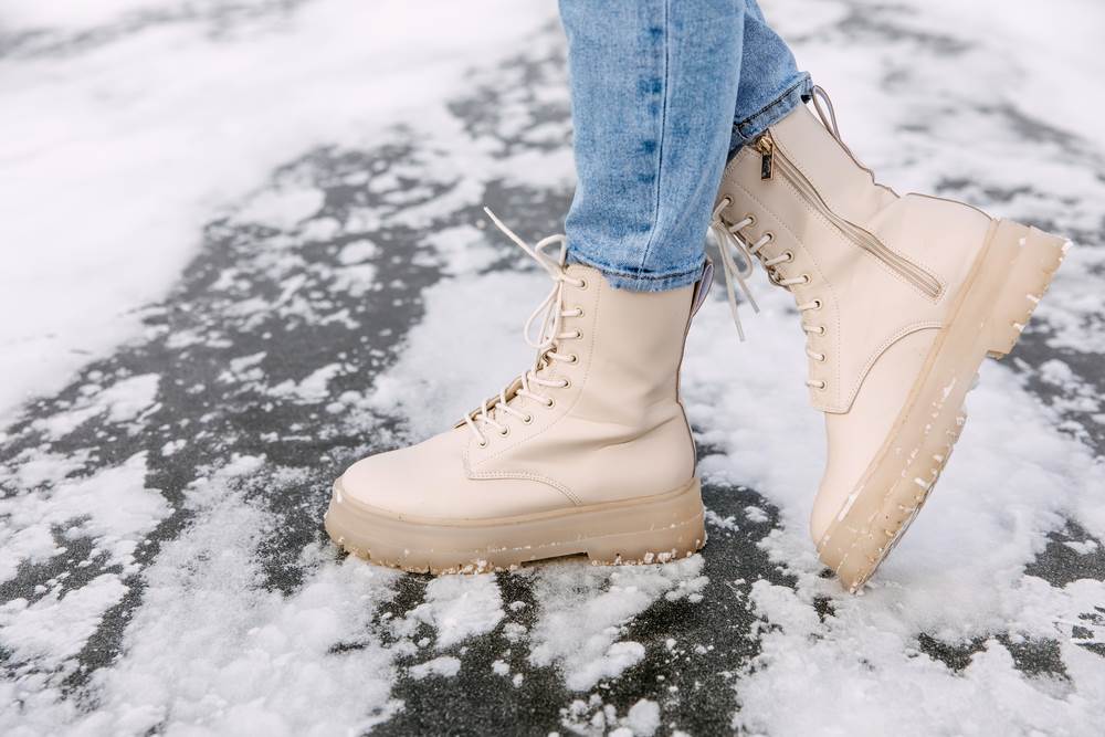 Genijalan trik kako da se obuća ne kliza na ledu 