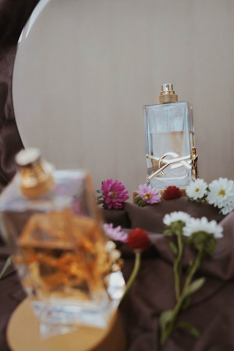  Yves Saint Laurent Libre je namenjen snažnim i samouverenim ženama koje vole da mirišu moćno. 