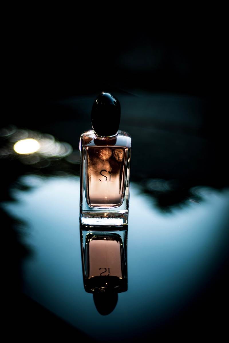  Giorgio Armani Sì predstavlja idealan izbor parfema u svim prilikama. 