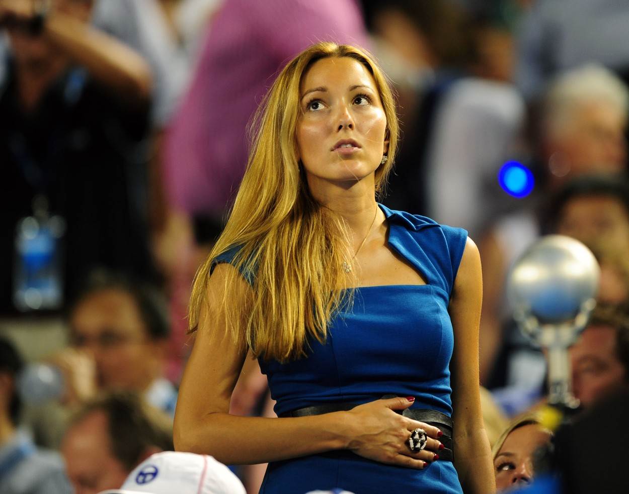  Pre 10 godina Jelena Đoković je naročito volela plavu boju. 