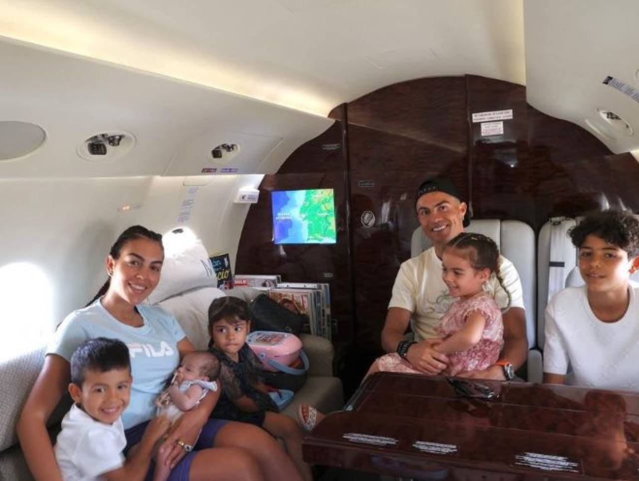  Kristijano Ronaldo je do Majorke koristio njihov privatni avion. 