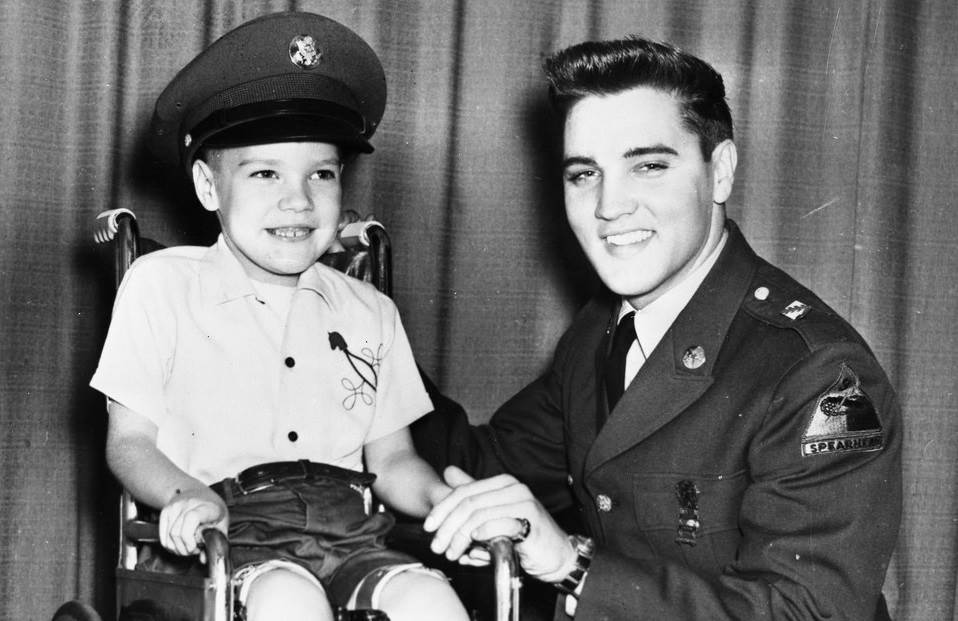  Elvis Prisli je navodno bio na svojoj sahrani. 