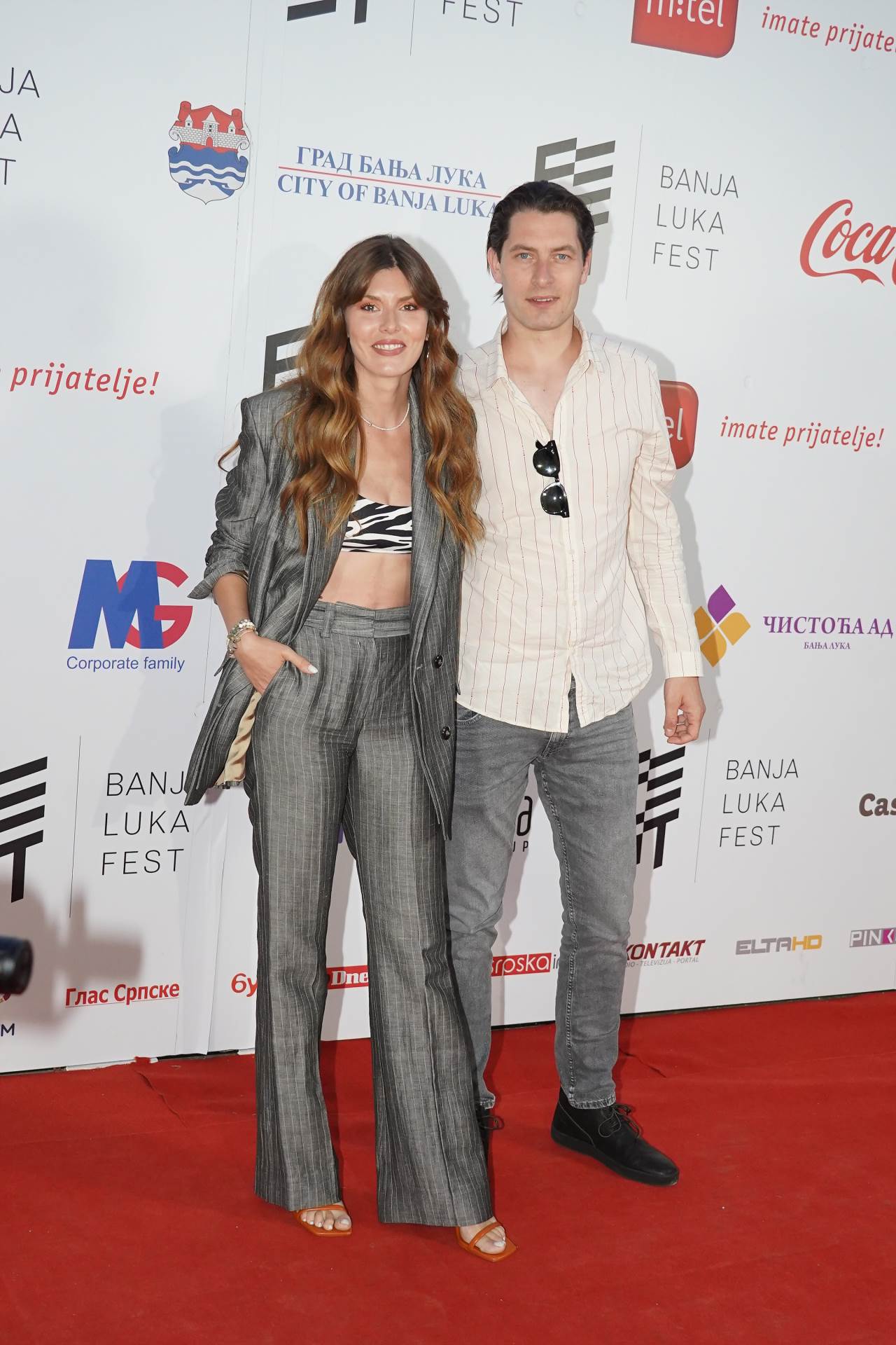  Tamara Dragičević i Petar Benčina oduševili su modnim odabirima. 