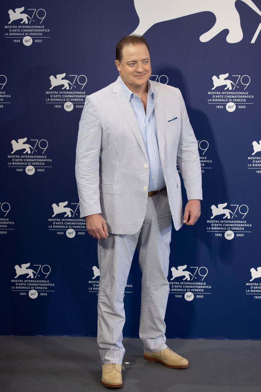 Brendan Frejzer bio je napastvovan od strane uglednog novinara. Brendan Frejzer bio je napastvovan od strane uglednog novinara.