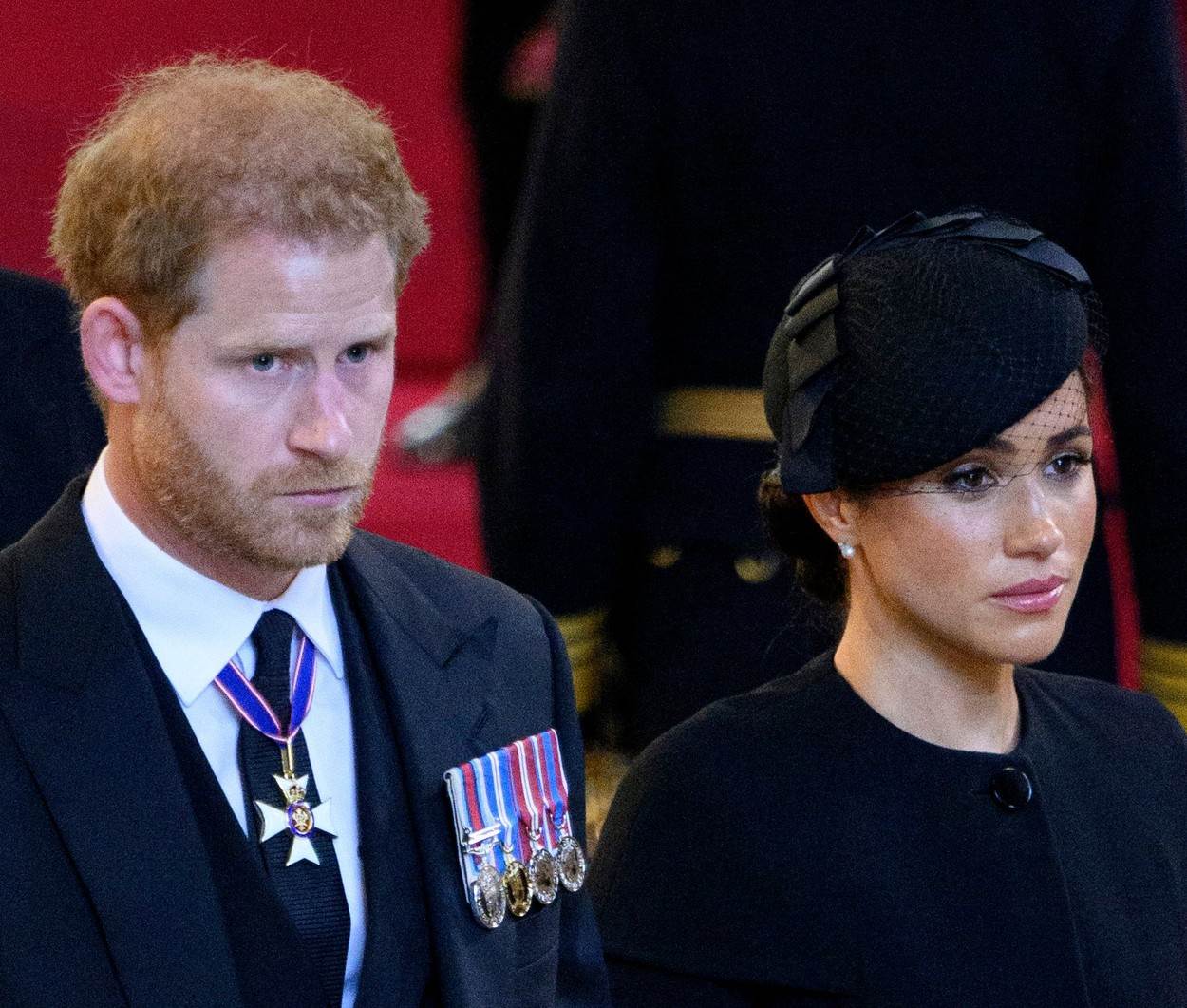  Megan Markl i princ Hari na sahrani kraljice elizabete. 