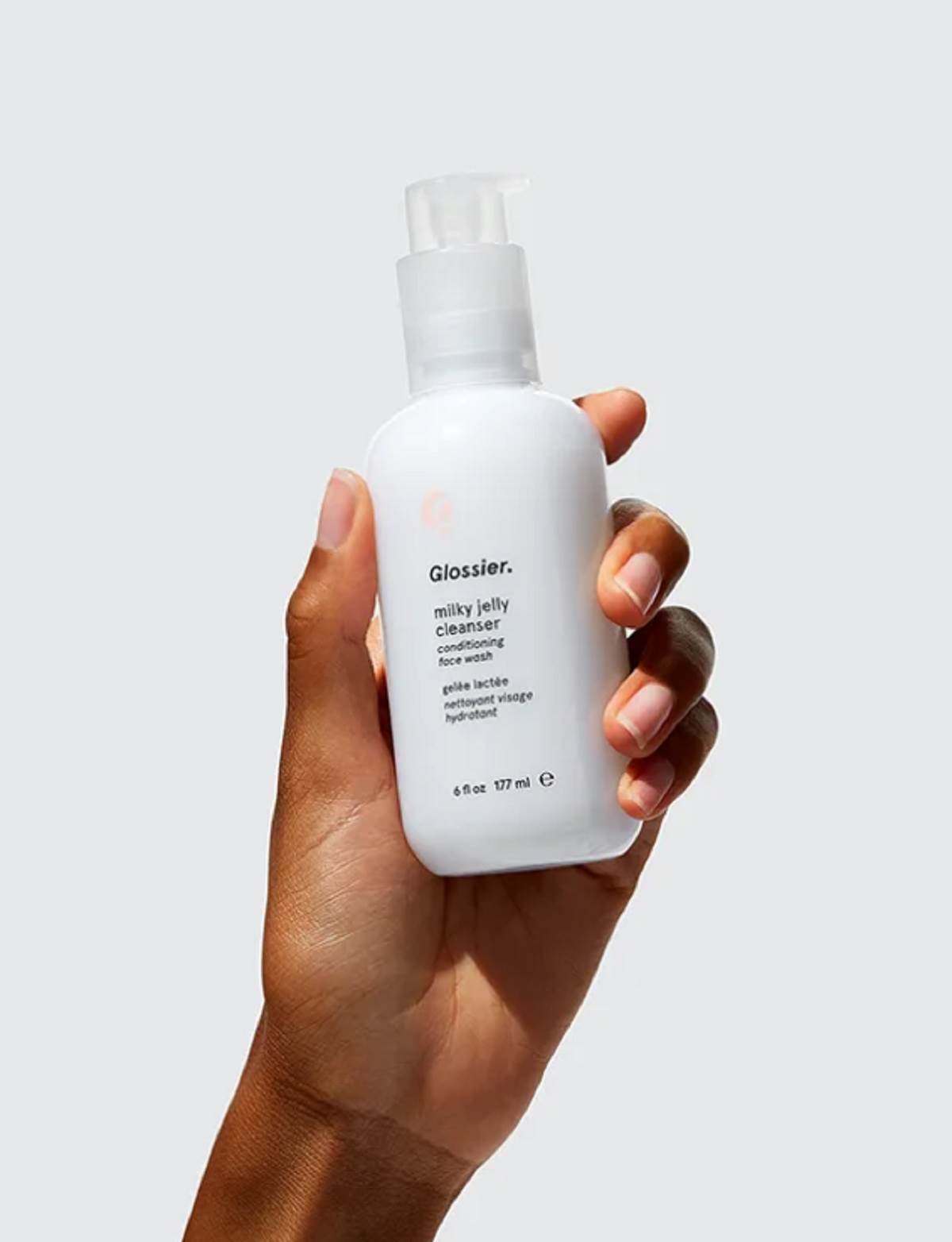  Glossier-Milky Jelly Cleanser. 