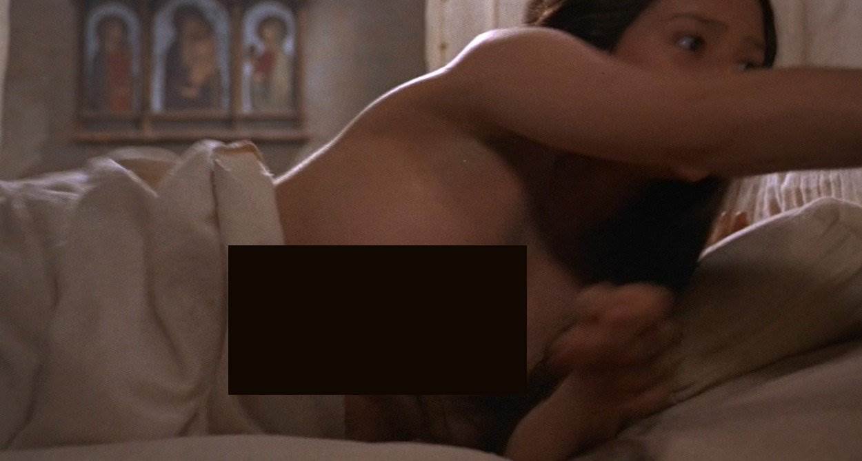  olivija Hasi bila je potpuno gola u filmu romeo i julija. 