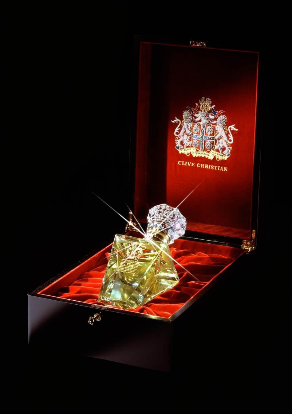  Clive-Christian parfem je jedan od najskupljih na svetu. 