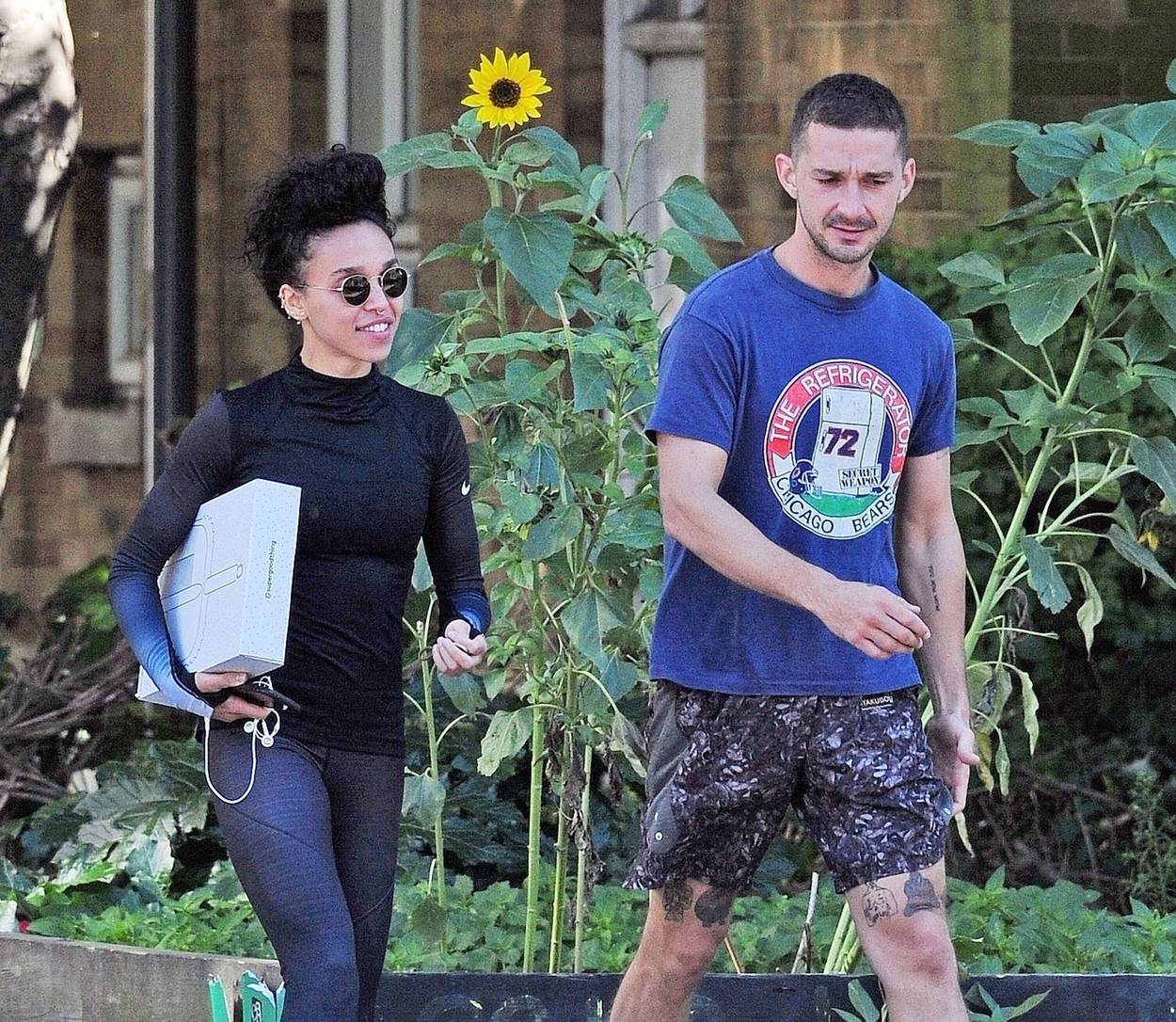 Talia Debret Barnet je optužila Šaju Labaf za zlostavljanje u vezi. Talia Debret Barnet je optužila Šaju Labaf za zlostavljanje u vezi.