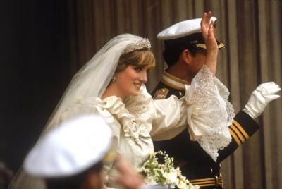 Princeza Dajana na venčanju sa Čarlsom nije želela da nosi krunu kraljice Elizabete. 