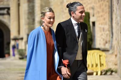 Ćerka osnivača Zare, Marta Ortega i njen suprug Karlos Toreto prisustvovali su venčanju na kom je pokazala zavidan modni stil. 