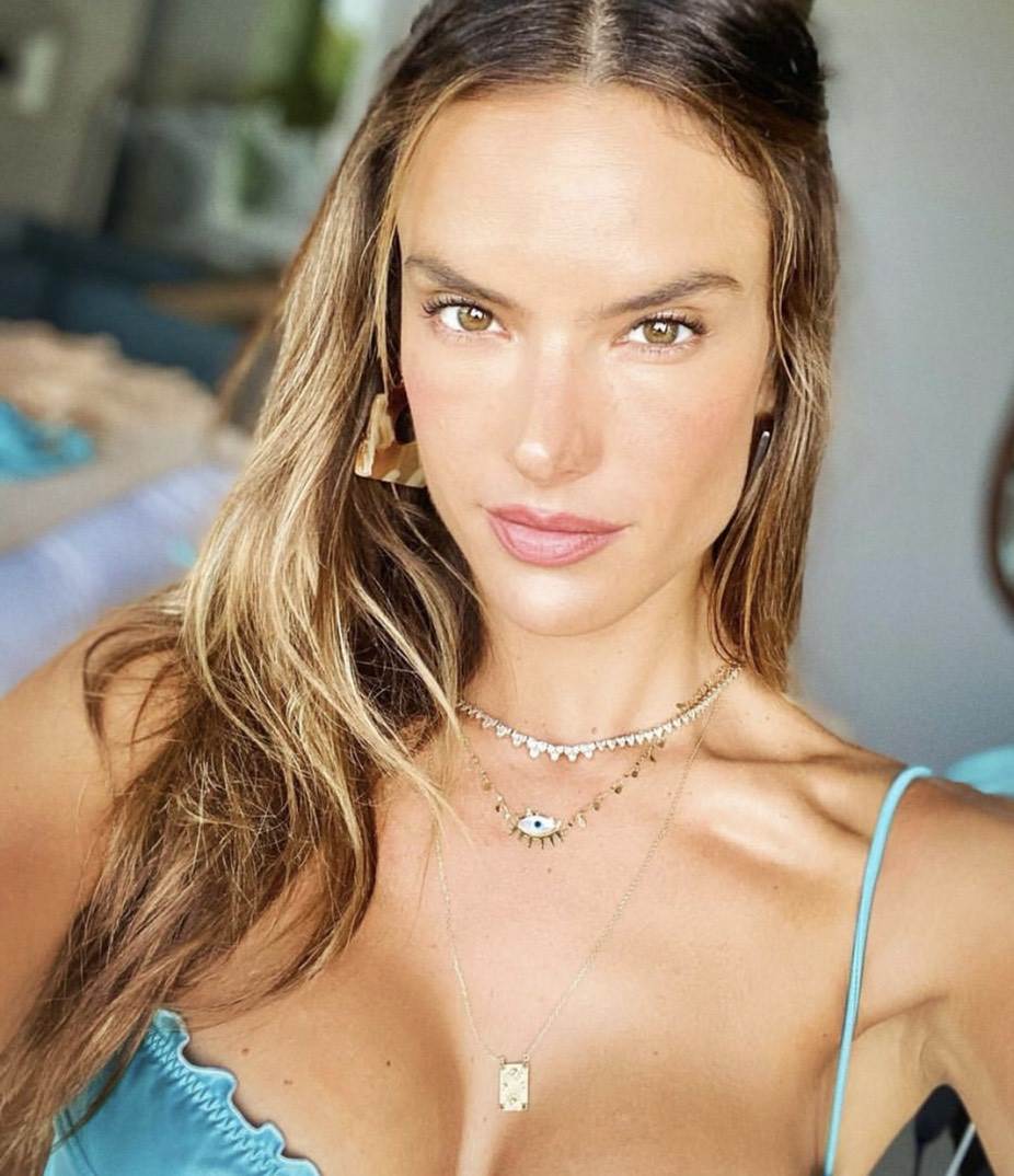 alesandra ambrozio