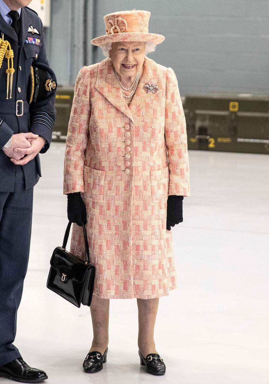 Bizarne navike kraljice Elizabete
