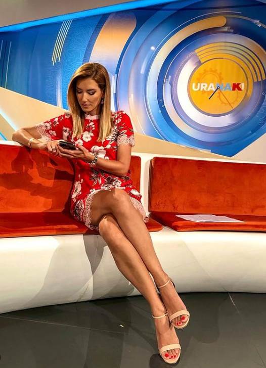 Elegantan modni stil voditeljke Jovane Joksimović