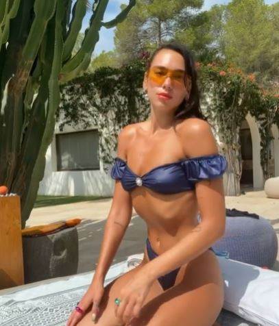 Dua Lipa u minijaturnom bikiniju