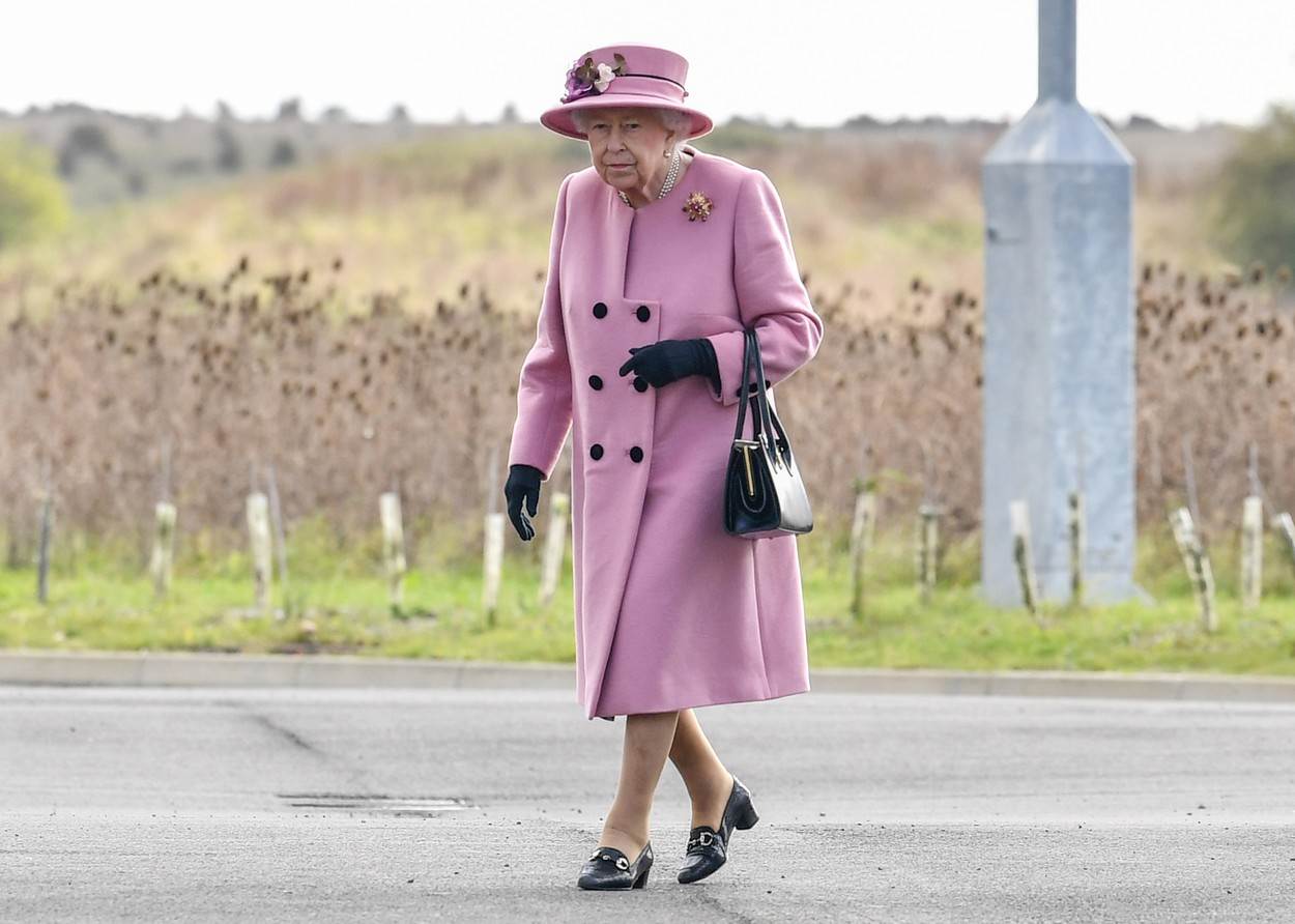 Bizarne navike kraljice Elizabete
