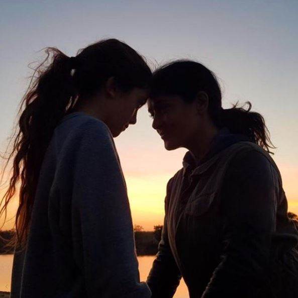 Salma Hajek sa ćerkom na naslovnici