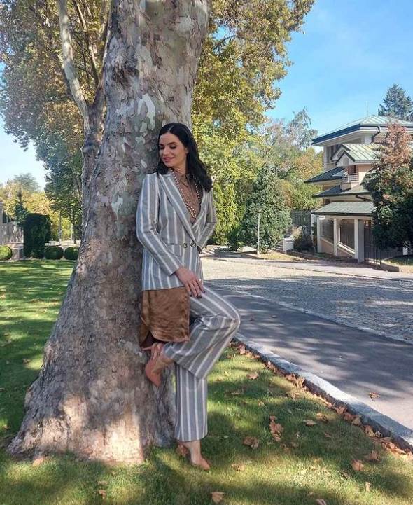 Marija Karan je visoka oko 180 cm