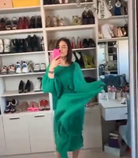 Ena Luna, kamera, garderober