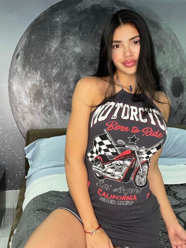 Paula Suarez