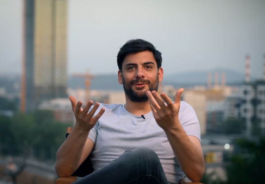 Milan Marić na početku karijere izgledao je potpuno drugačije.