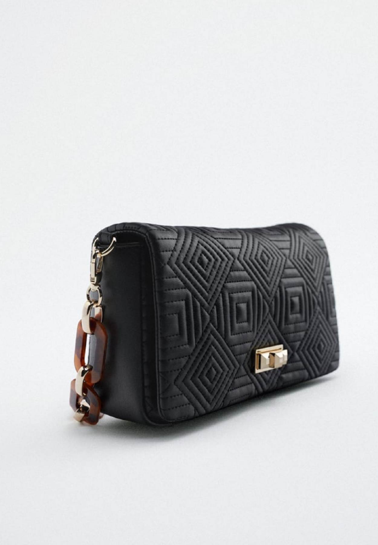 zara c.PNG