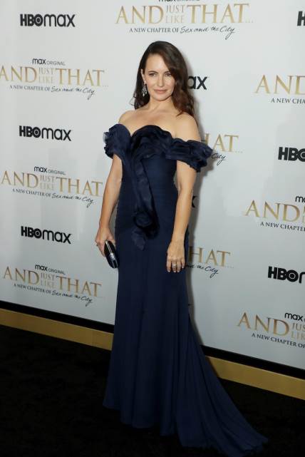 Kristin Dejvis su žestoko prozivali zbog botoksa i filera, a sada je na premijeri nastavka serija zasijala u tamno plavoj haljini.