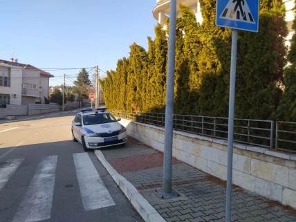 Nakon incidenta ispred Jelenine i Duškove vile je viđena policija