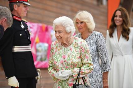 Kraljica Elizabeta II odlučila da svečanosti prisustvuju samo članovi porodice.
