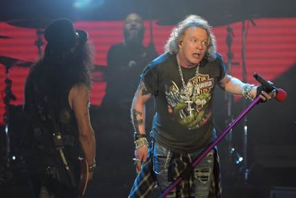 Frontmen Guns N Roses optužen za seksualni napad