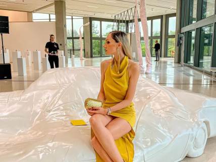 Jelena Gavrilović u goloj haljini s koje nećete skidati pogled