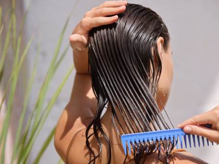 Prirodni keratin je sjajan način da ispravite kosu.