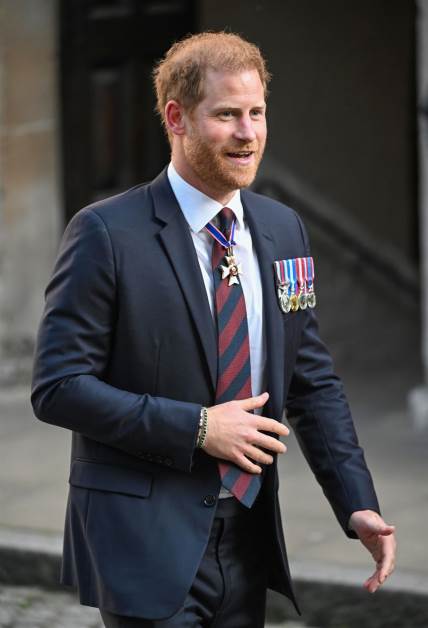 Princ Hari nosi narukvicu od kad mu je majka umrla