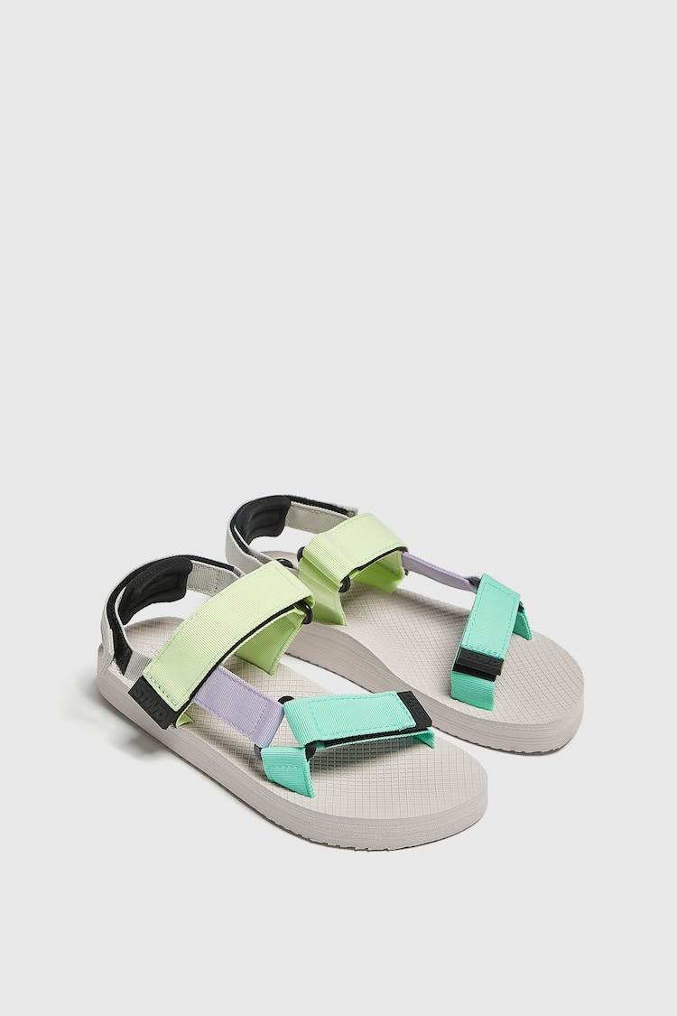 pull and bear.jpg
