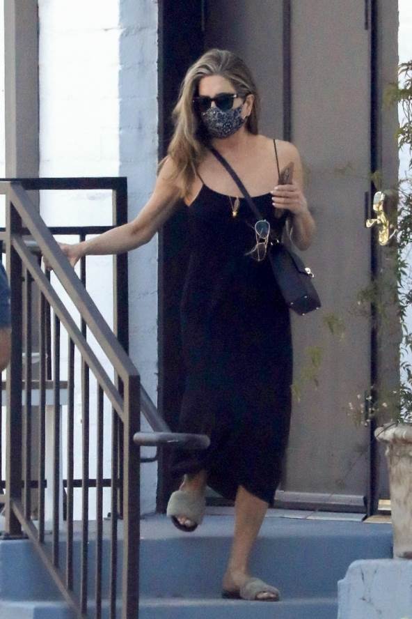 dzenifer aniston