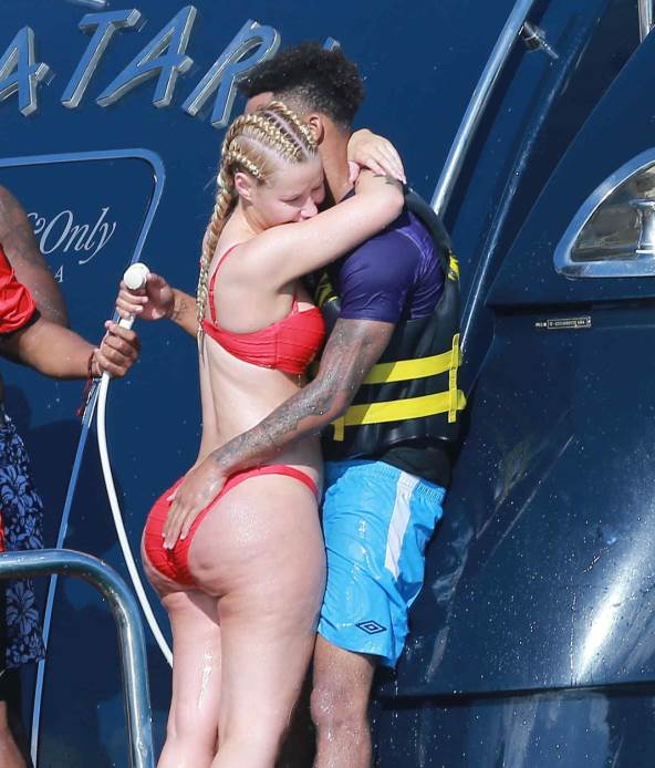 igi azalea