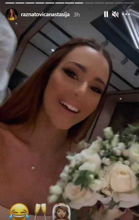 anastasija raznatovic sa bidermajerom