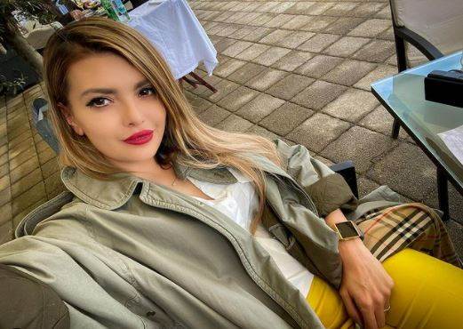 ela dvornik