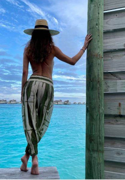 severina u toplesu