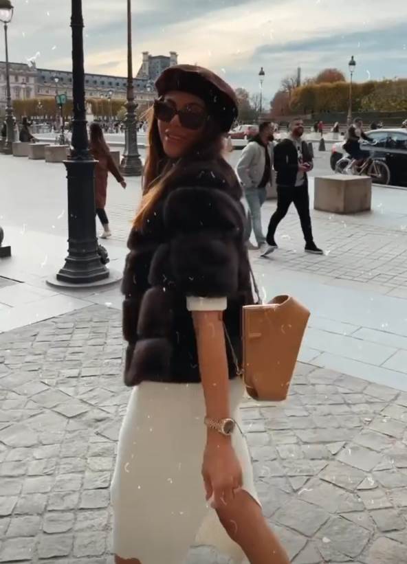 sandra niketic u parizu