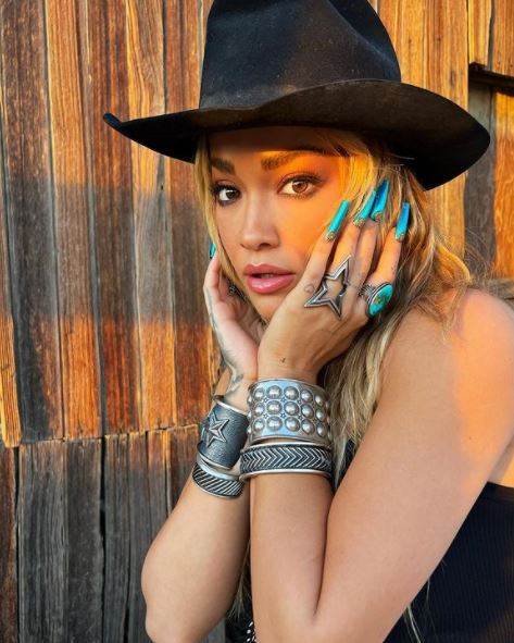 Rita Ora je zbog muzike odustala od školovanja.
