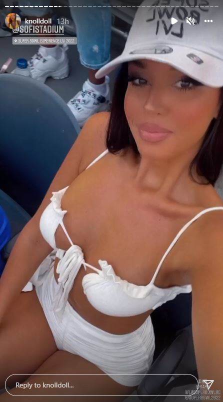 Ivana Knol ukrala je pažnju na ovogodišnjem Superboulu.