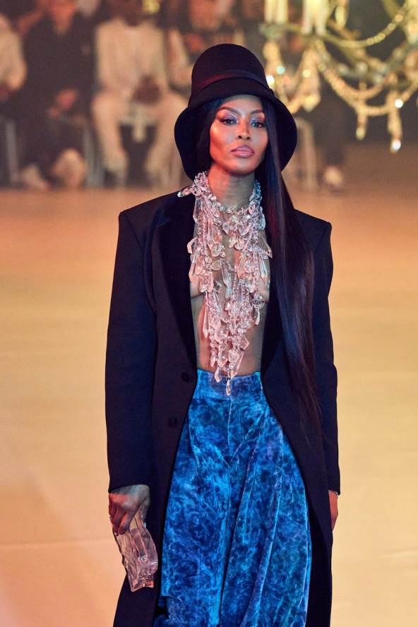 Naomi na reviji bredna OFF WHITE