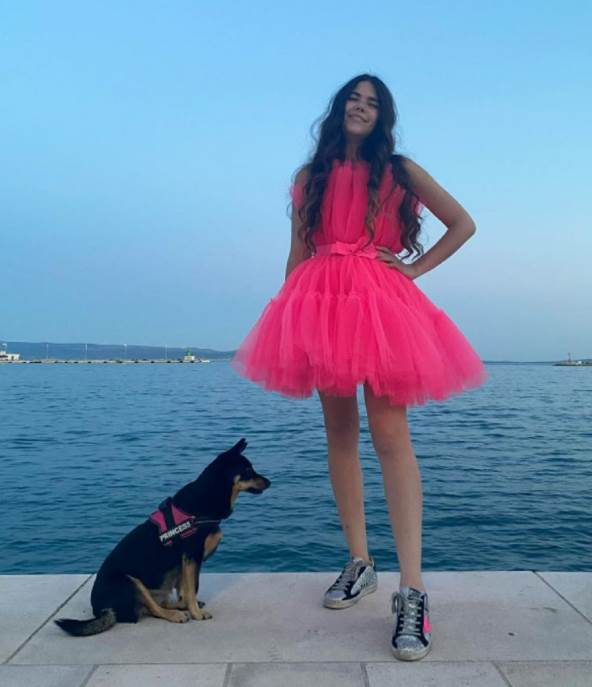 Hana Cigoj, starija ćerka Nikoline Pišek