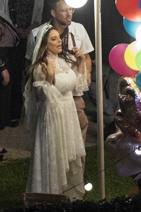 Keli Bruk u venčanici.
