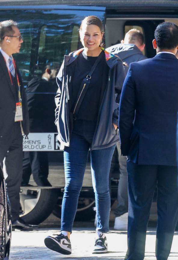 Adrijana Lima u izdanju u kakvom je ne viđamo često