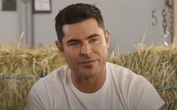 Zak Efron izgleda neprepoznatljivo