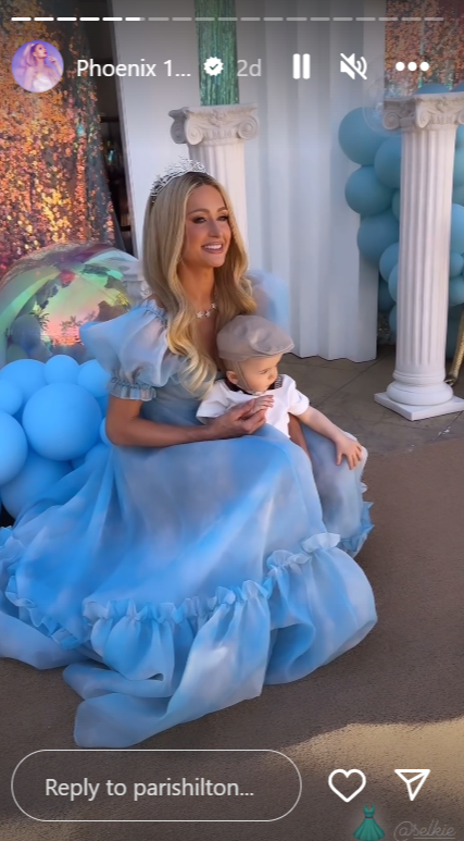 Paris Hilton sa sinom